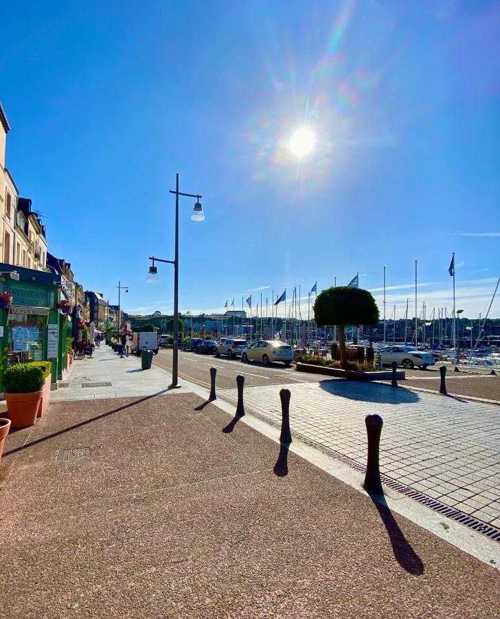 Sur Le Port De Plaisance - Proche Plage Et Centre Dieppe Esterno foto